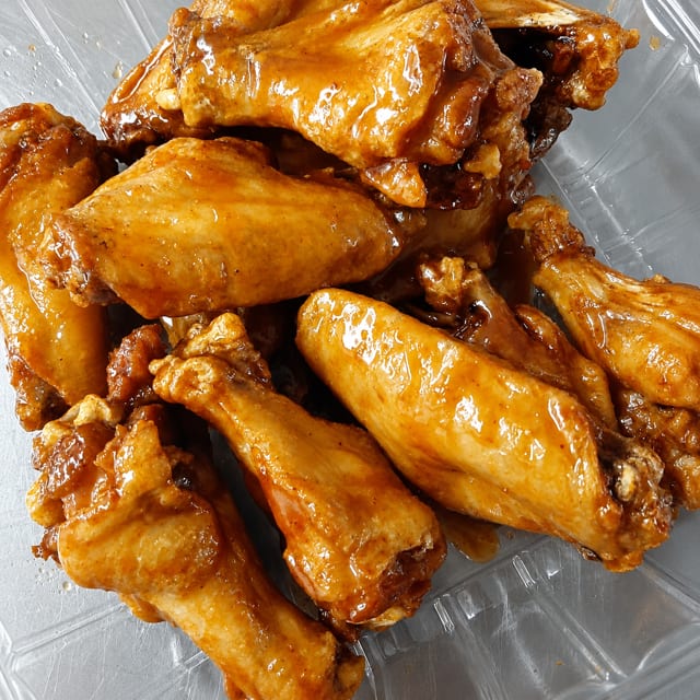 Party Wings